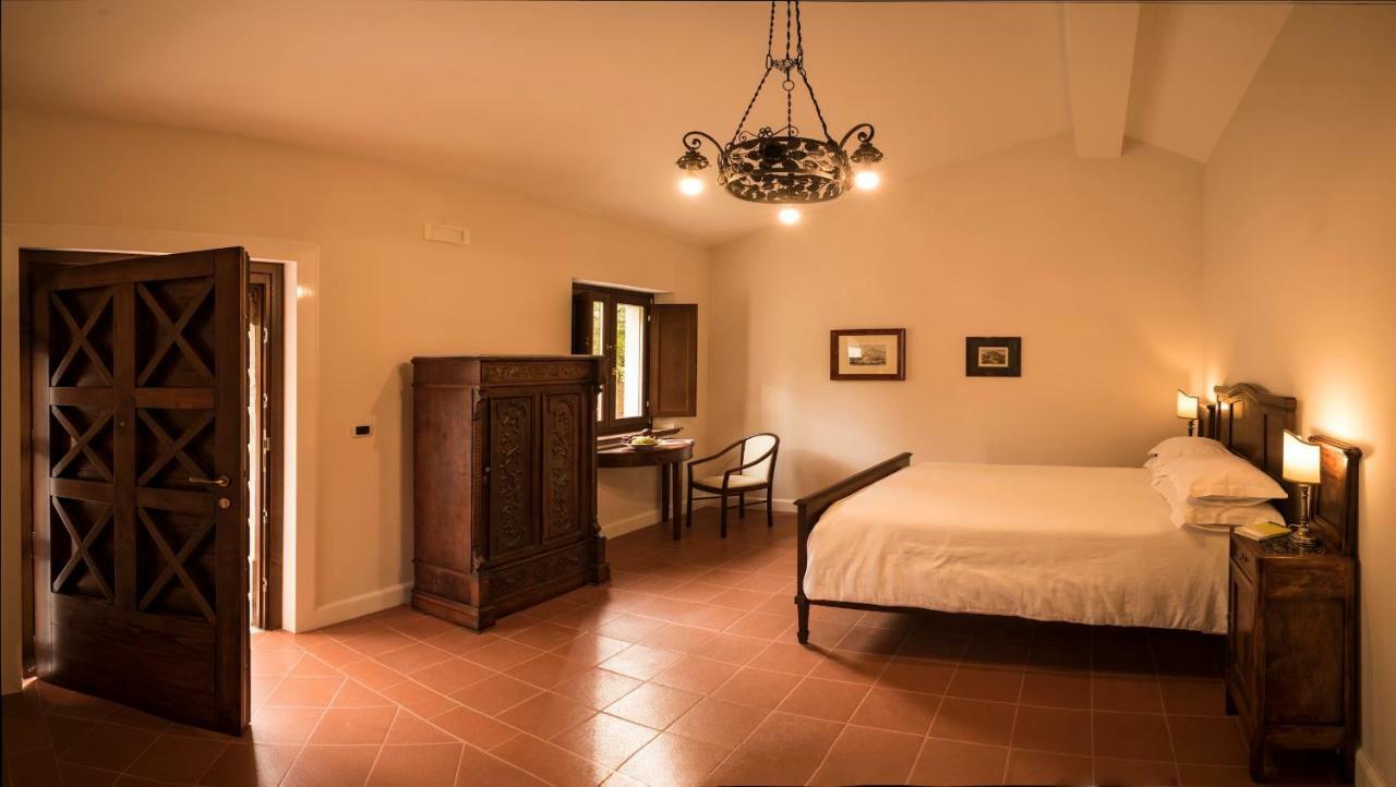 Il Mulino Della Signora Luxury Country House Frigento ภายนอก รูปภาพ